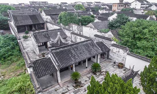 隐世黎里，在水一方