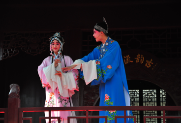 “戏”迎元旦，黎里“剧”好看